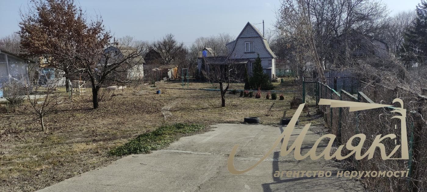 Место для отдыха, - дача возле воды в с. Приднепровское!