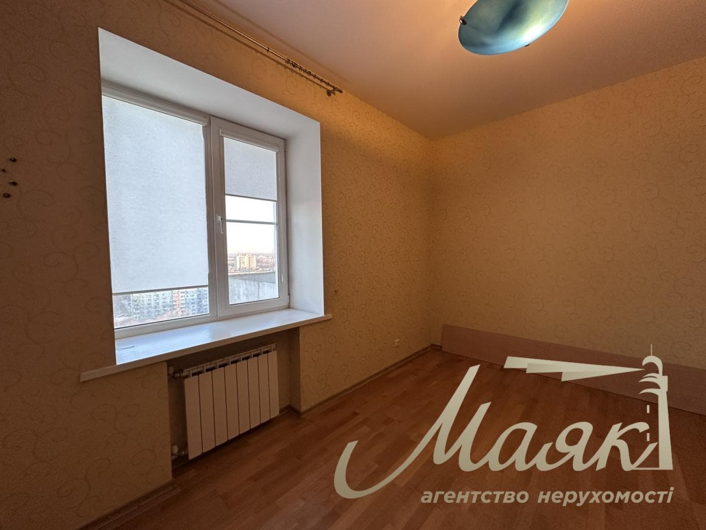 Продаж эксклюзивної 3 кімнатної квартири в Центрі міста