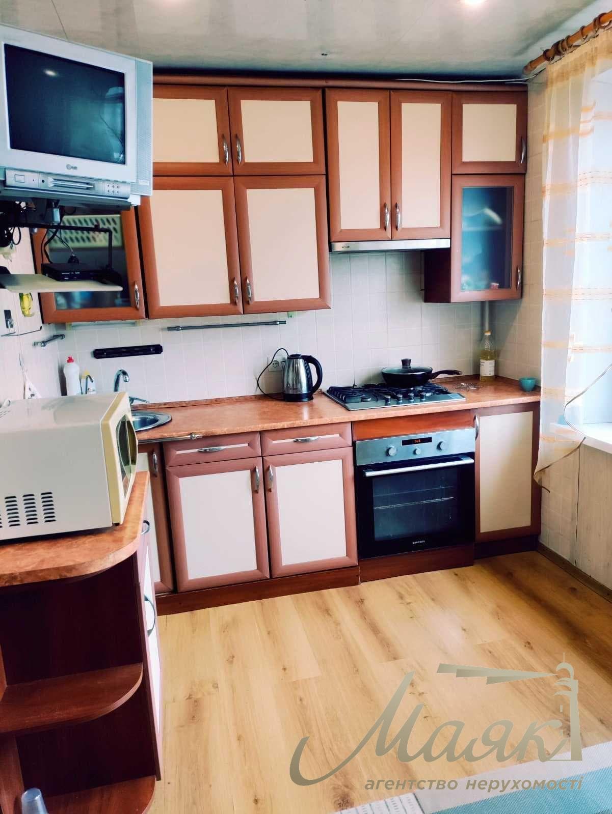 Продам квартира 2х ком. чешка центр Хортицкого р-н