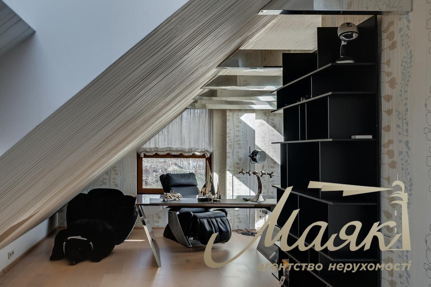 Продажа / Дом / ул. Привокзальная, Коммунарский, Запорожье
