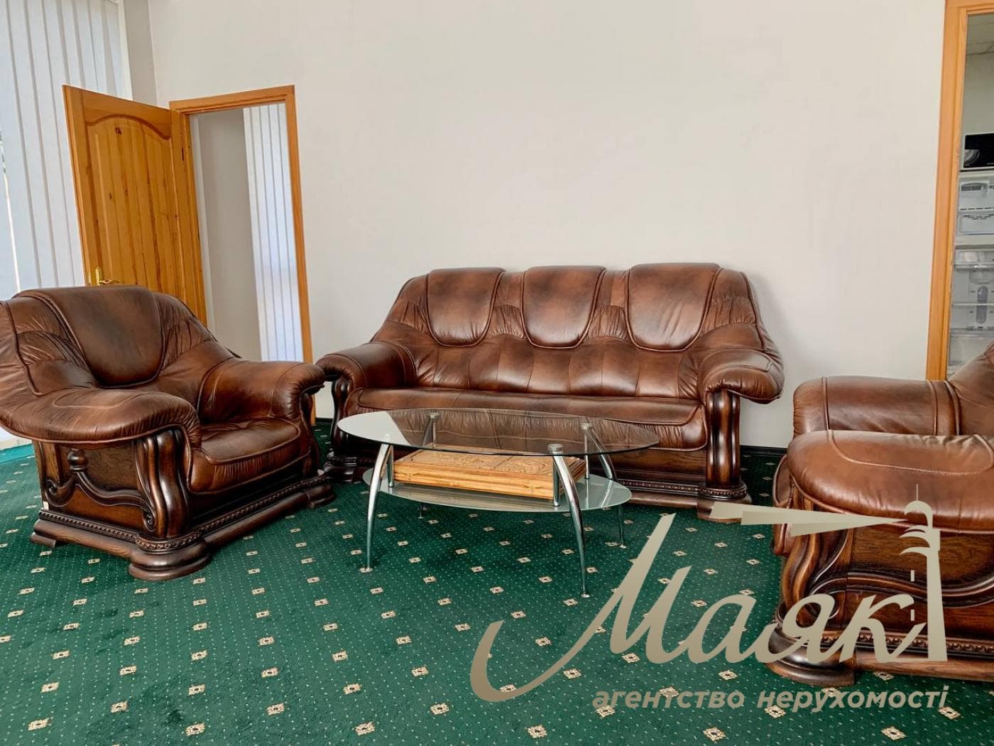 БЕЗ КОМІСІЇ Готовий офіс 130 кв.м. у Центрі міста