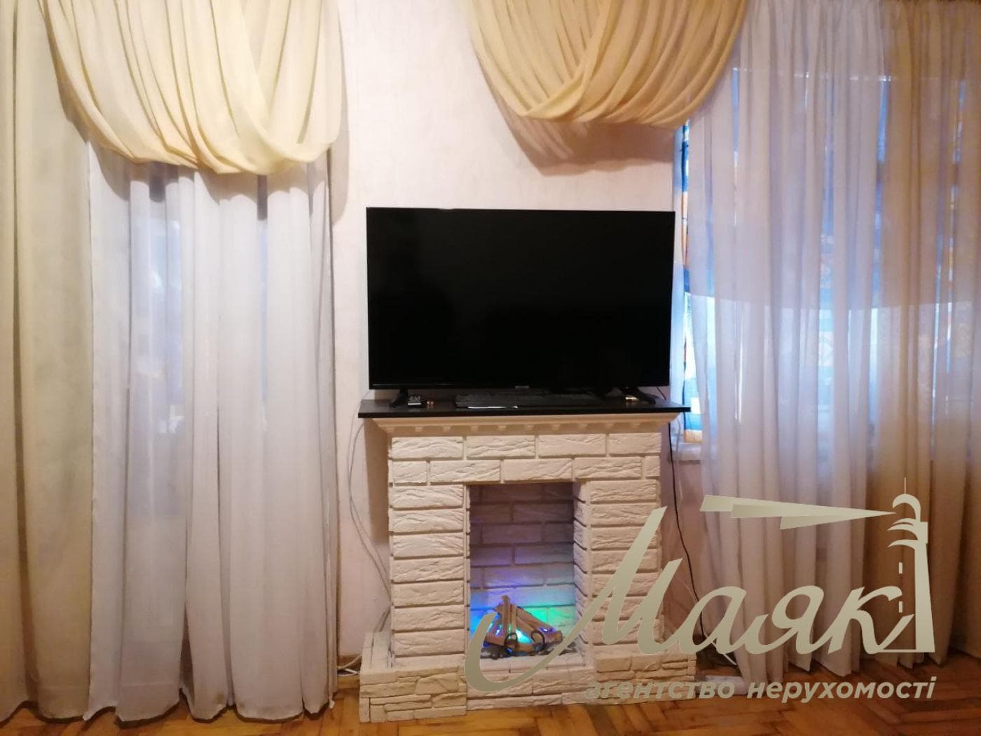 продам 2-к.кв.3/9,ул.Историческая,ост.ДК Заводской