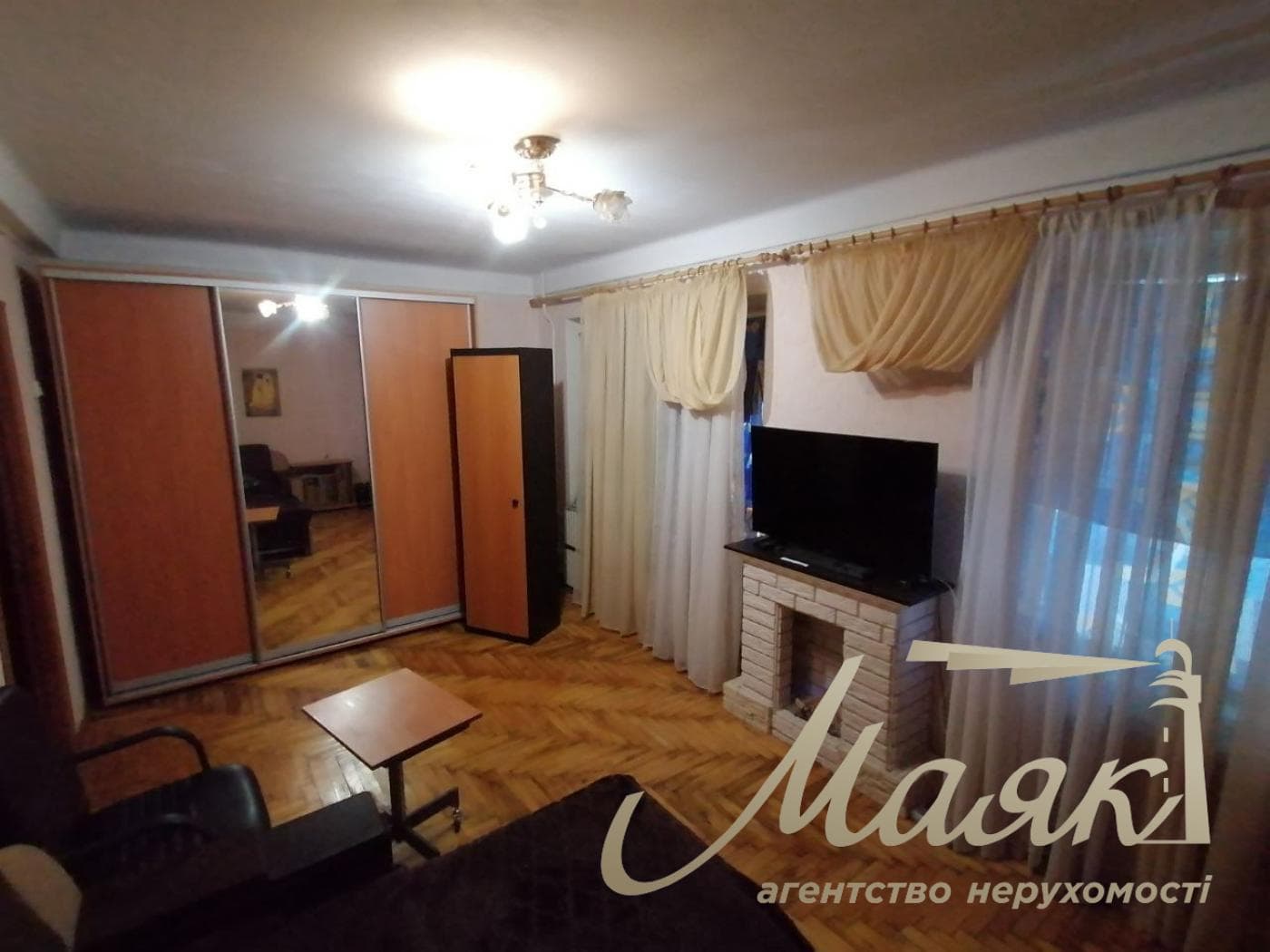 продам 2-к.кв.3/9,ул.Историческая,ост.ДК Заводской