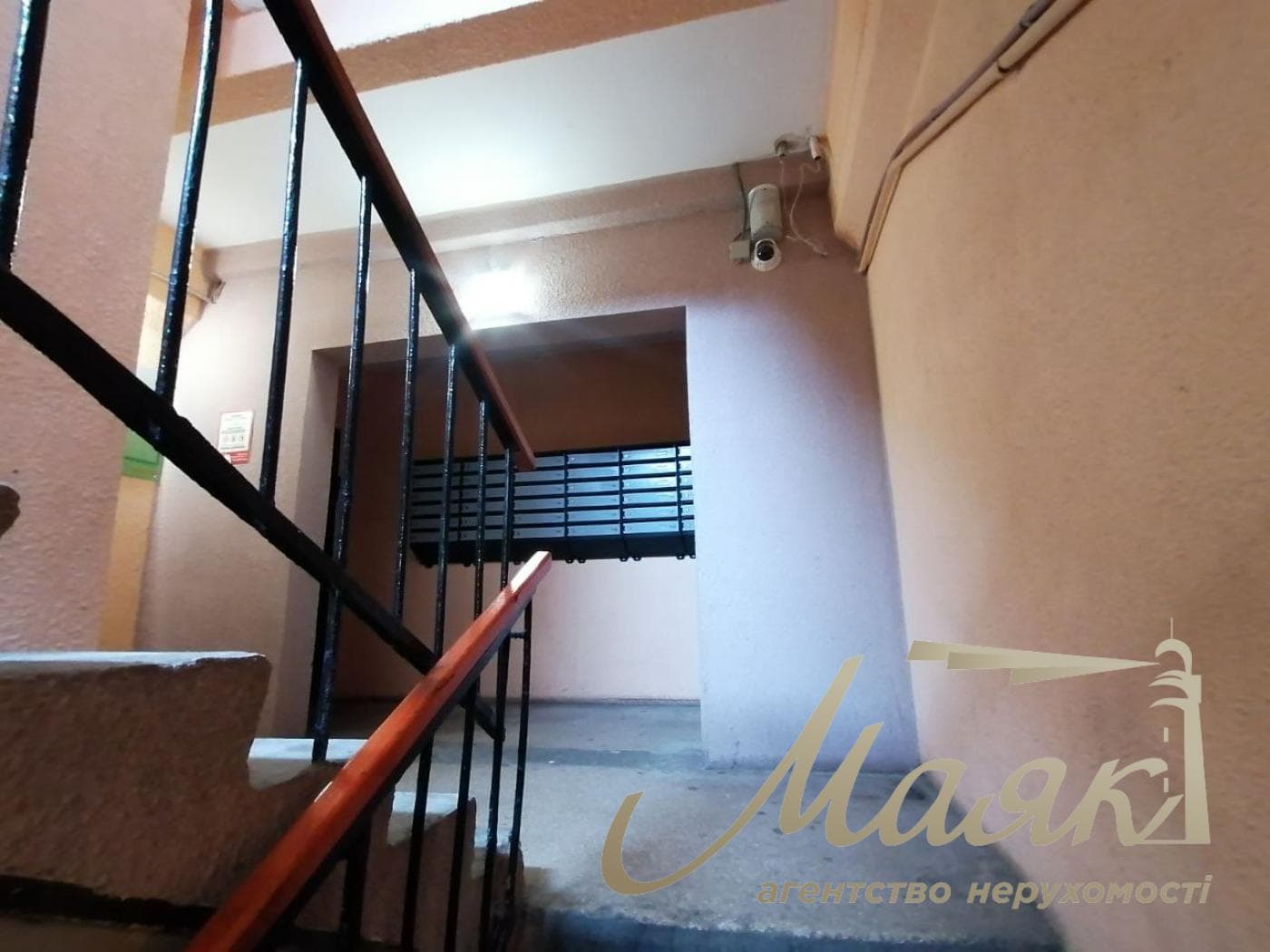 продам 2-к.кв.3/9,ул.Историческая,ост.ДК Заводской
