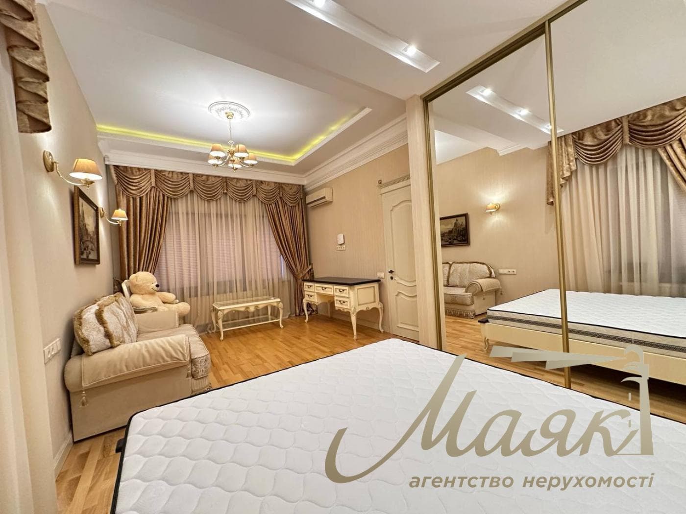 Продаж / Будинок / вул. Лісова, Дніпровський, Запоріжжя