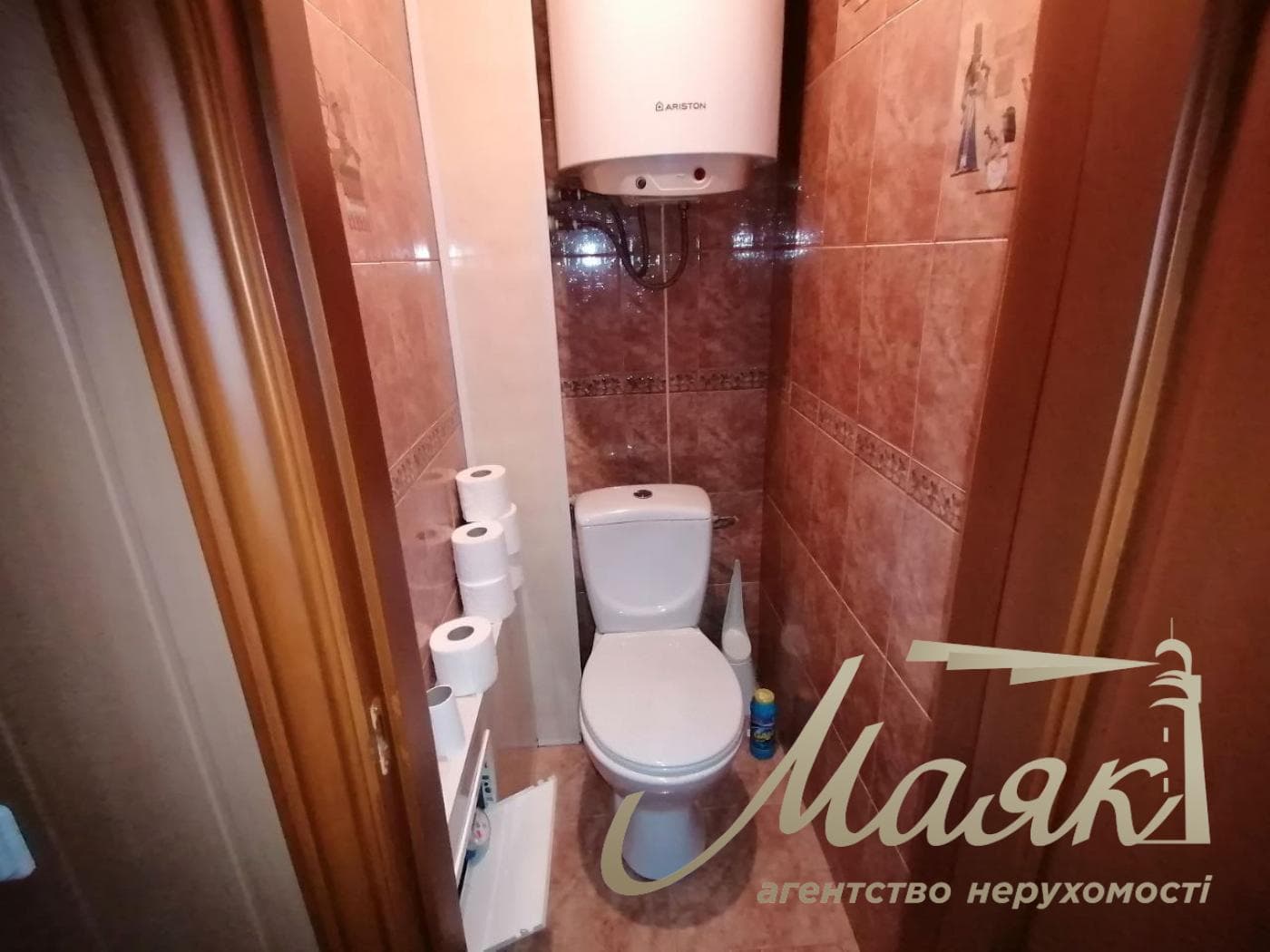 продам 3-к.кв.2/10,17-й мкрн.ул.Калнышевского