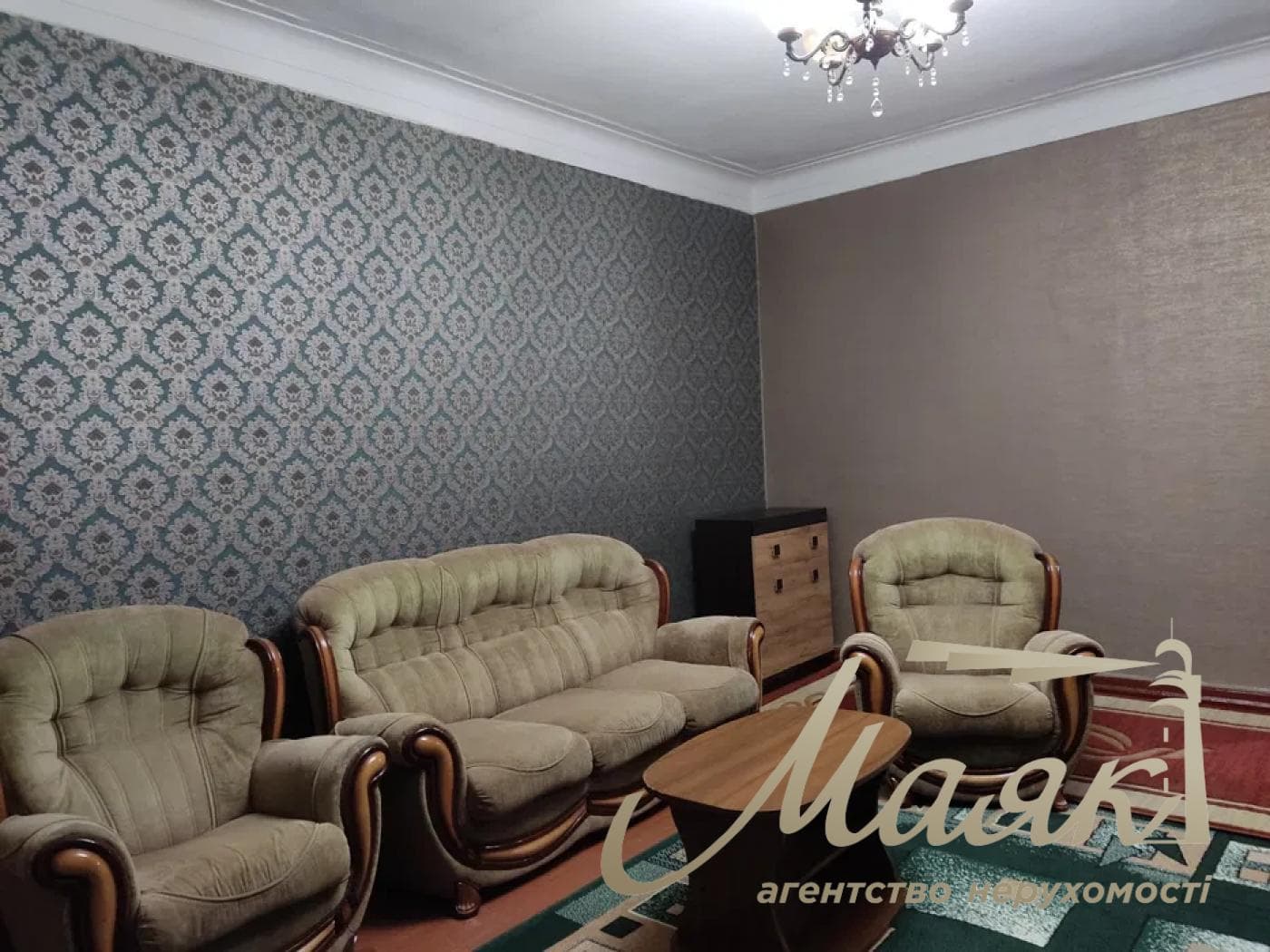 Продаж 2 кімнатної квартири в центрі міста