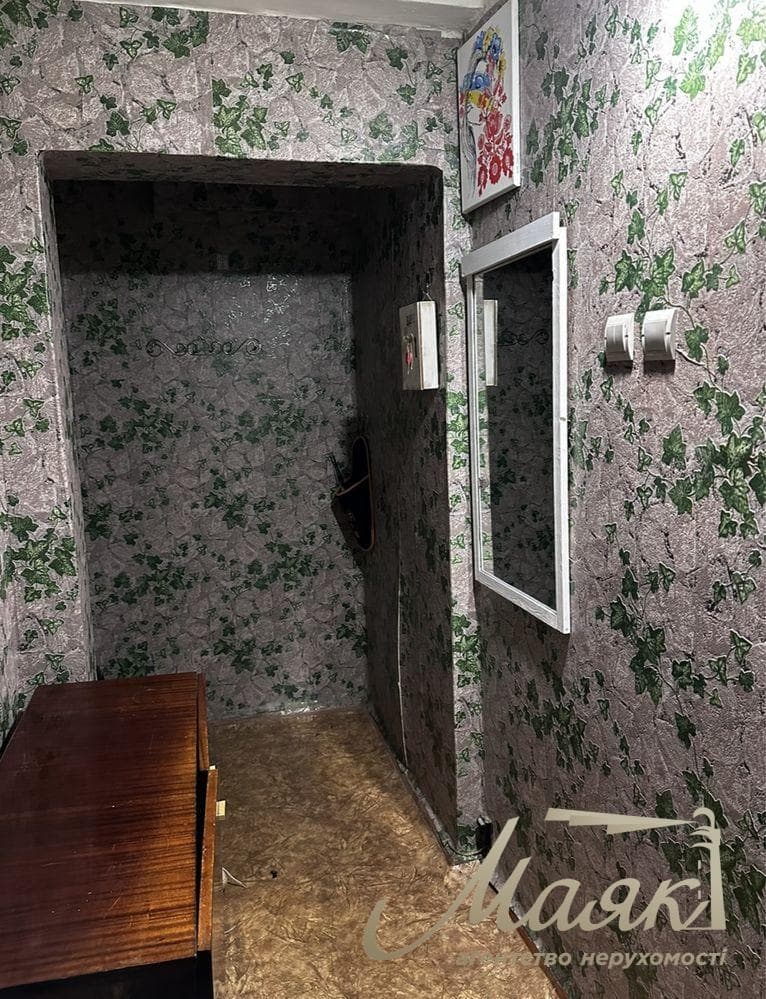 1 кімн. квартира по Бул.Центральному, 5/5
