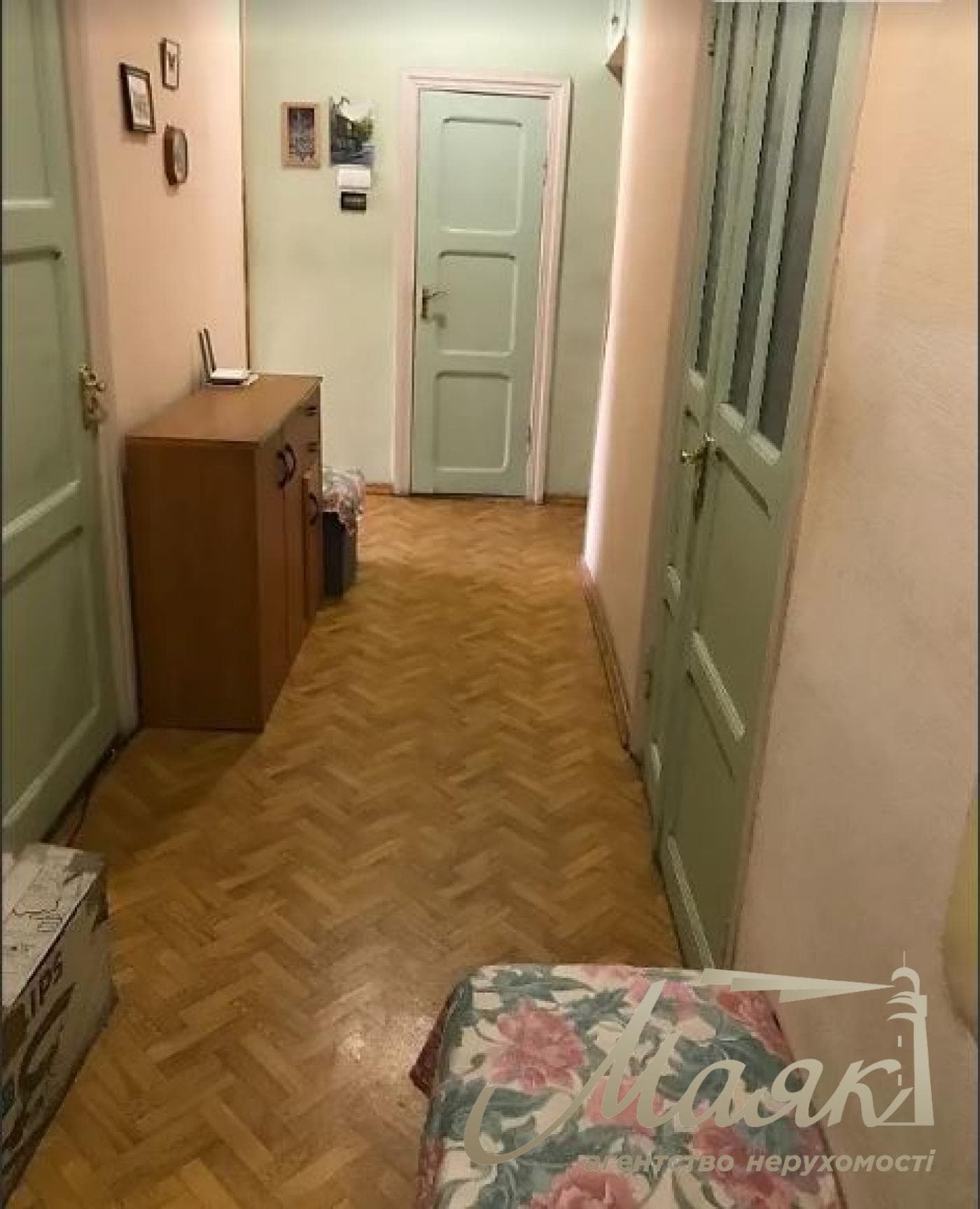 Продаётся 3к. квартира пр.Соборный