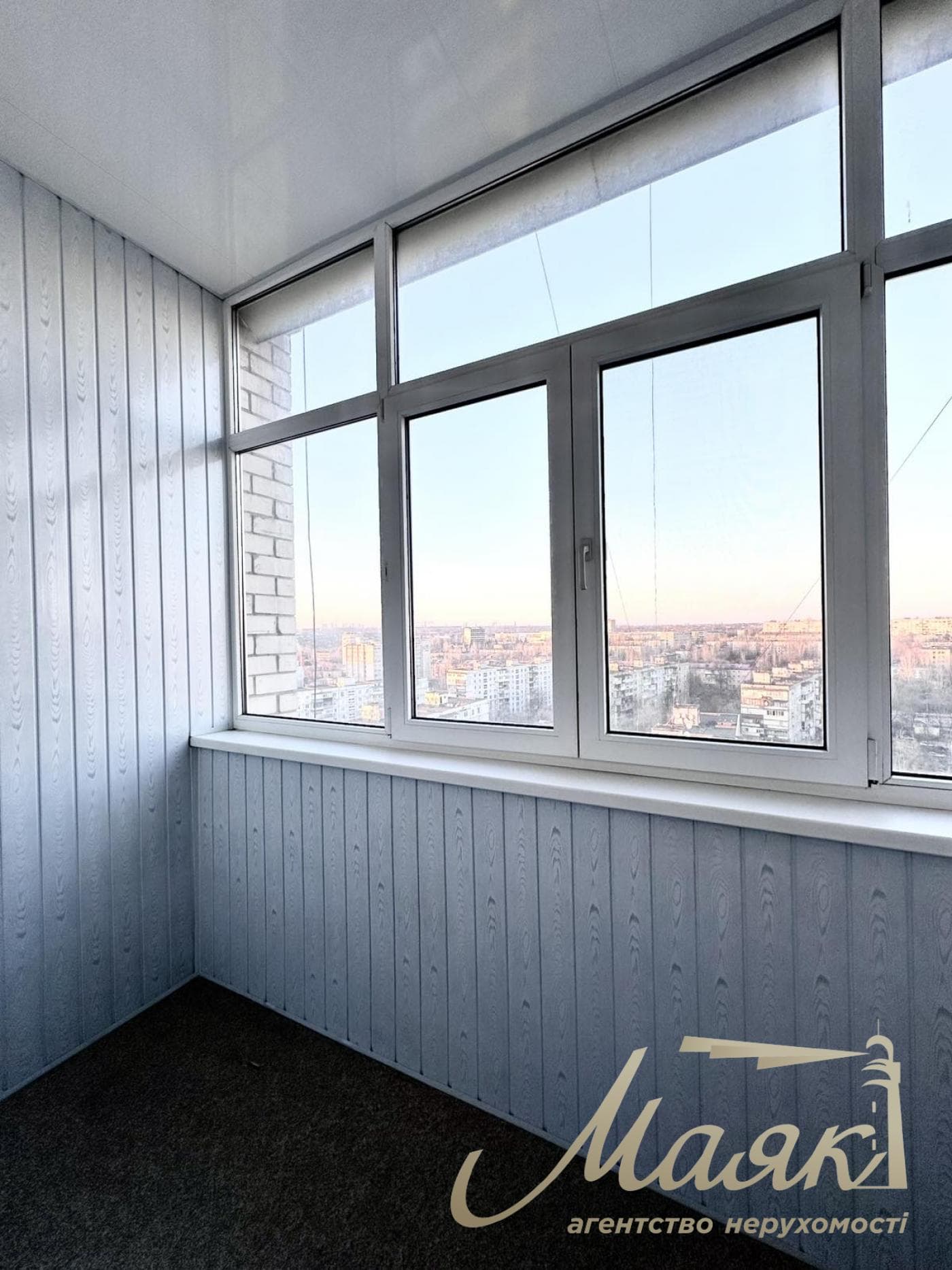 Продаж эксклюзивної 3 кімнатної квартири в Центрі міста