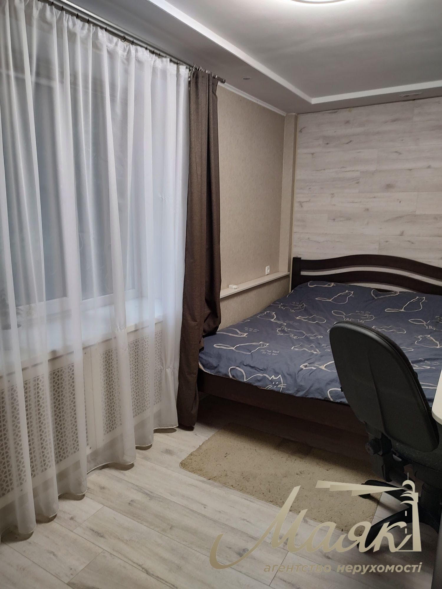 2к с ремонтом, Портовая