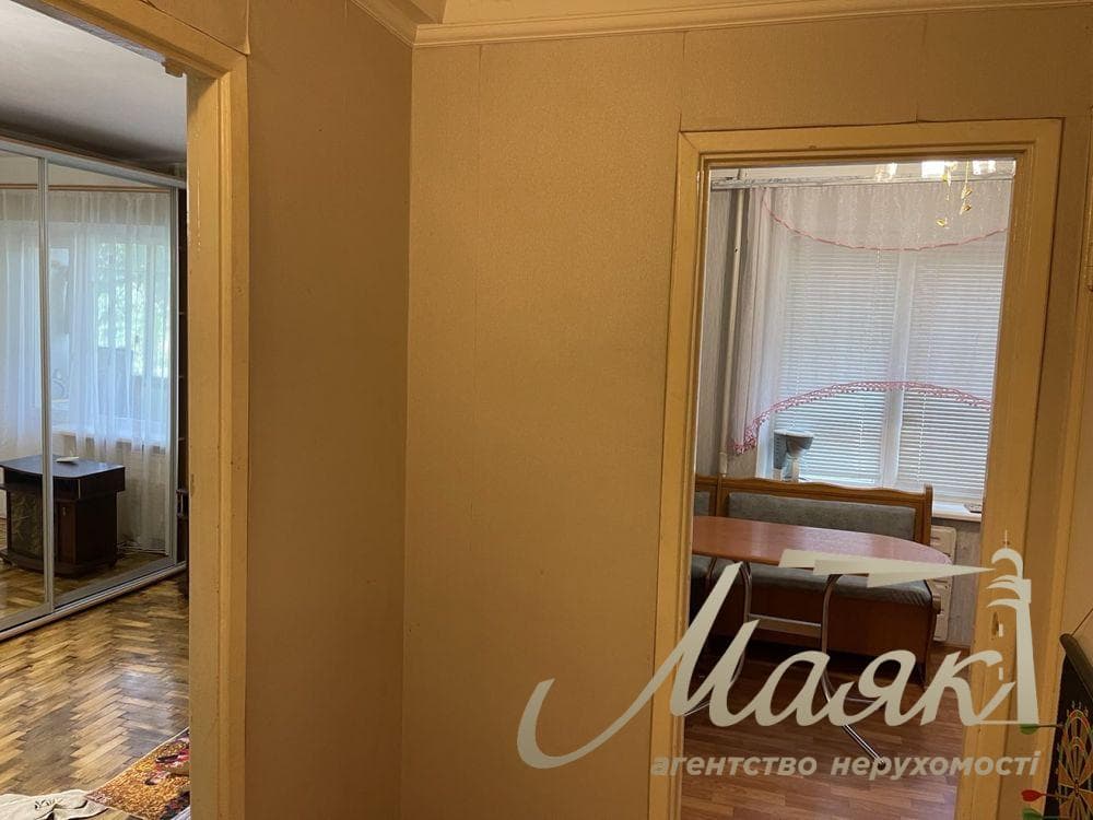Продается 1-комн. квартира, пр. Юбилейный, район Амстора