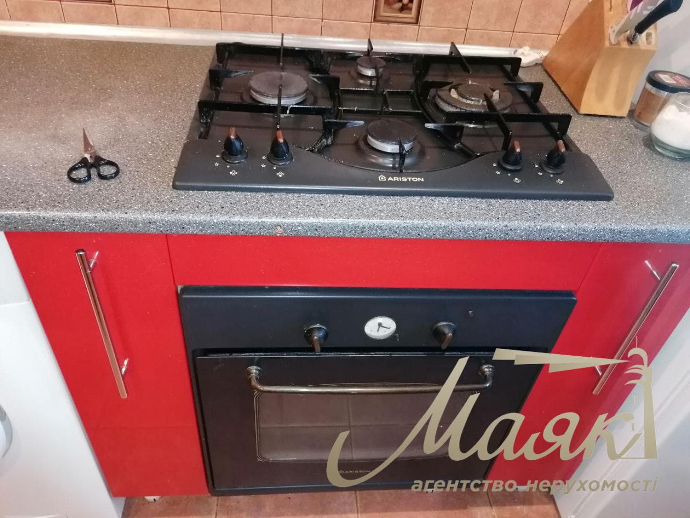 продам 3-к.кв.2/10,17-й мкрн.ул.Калнышевского