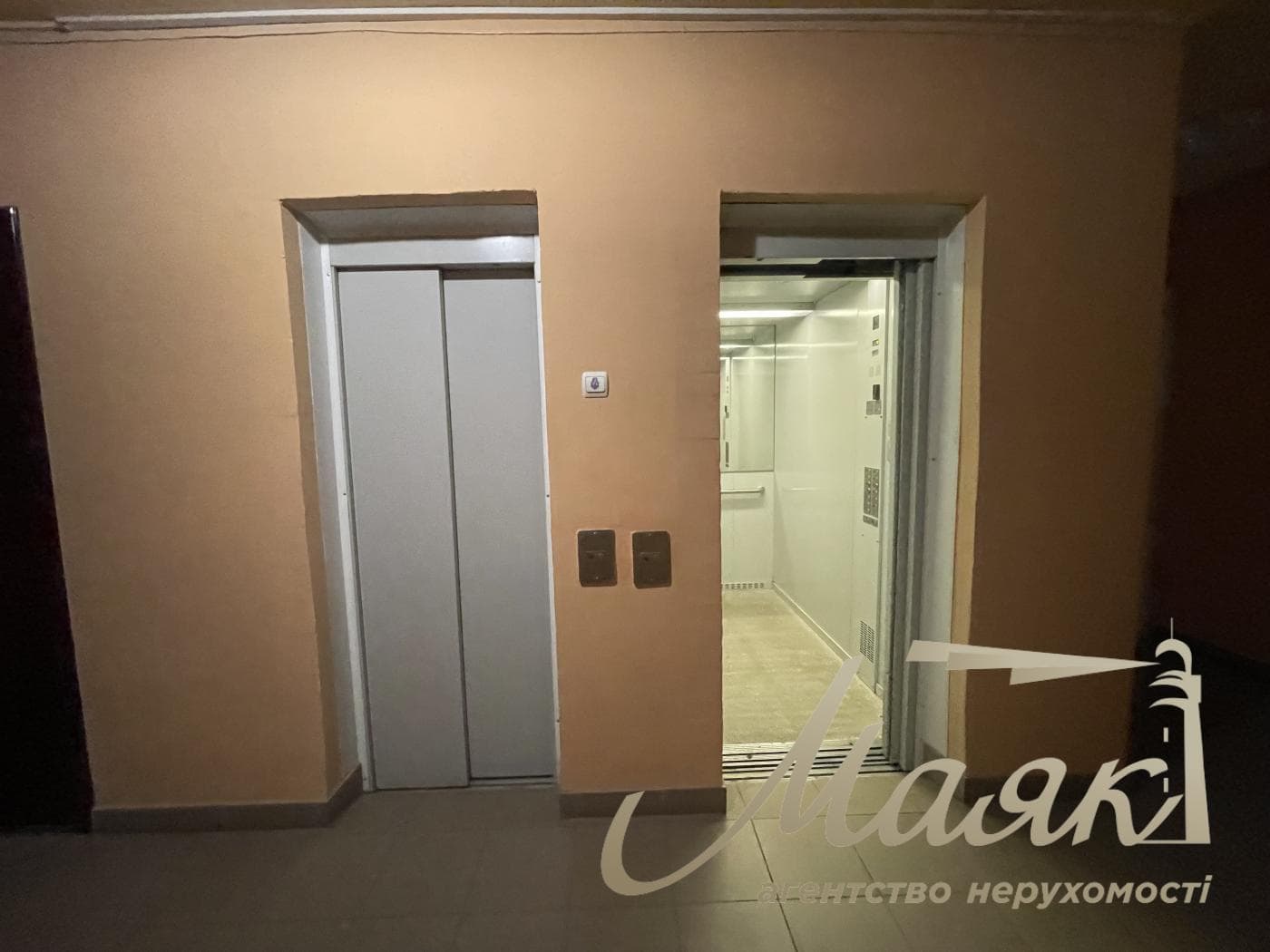 Продаж затишної 3 кімн.квартири вул.Героїв Крут