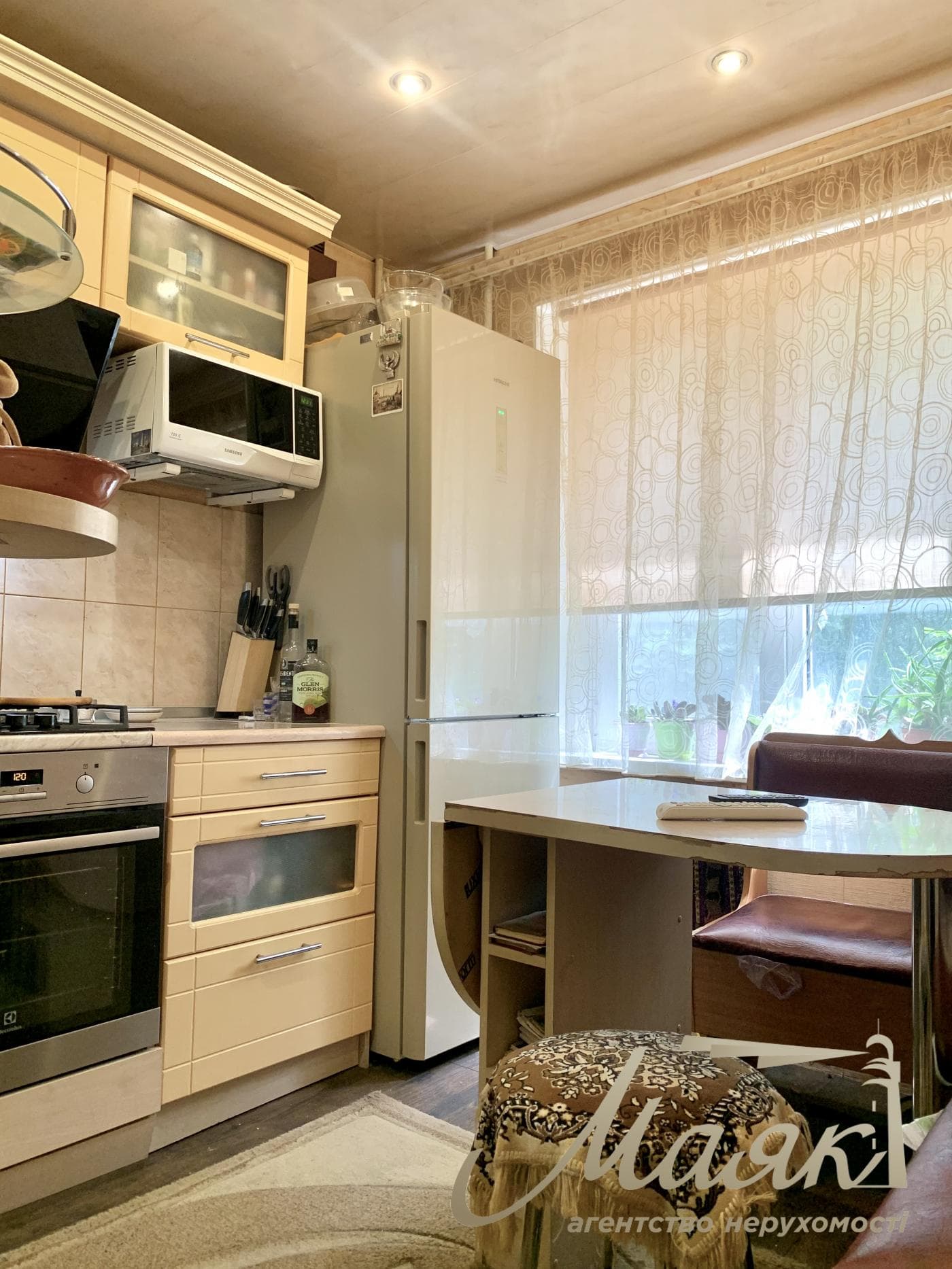 Продаж 2к кв. з меблями та технікою Шевченківський
