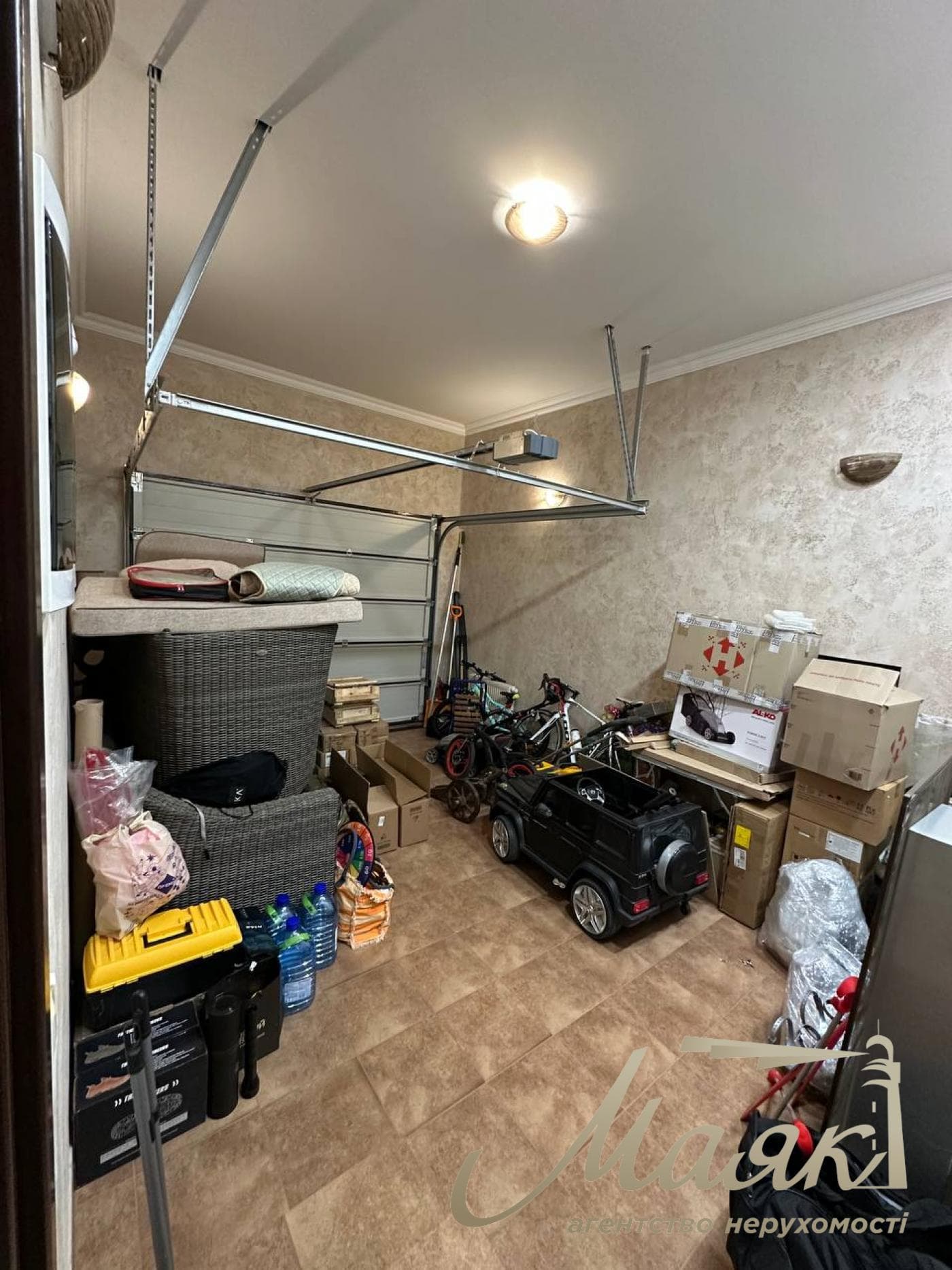 Продаж / Будинок / вул. Лісова, Дніпровський, Запоріжжя