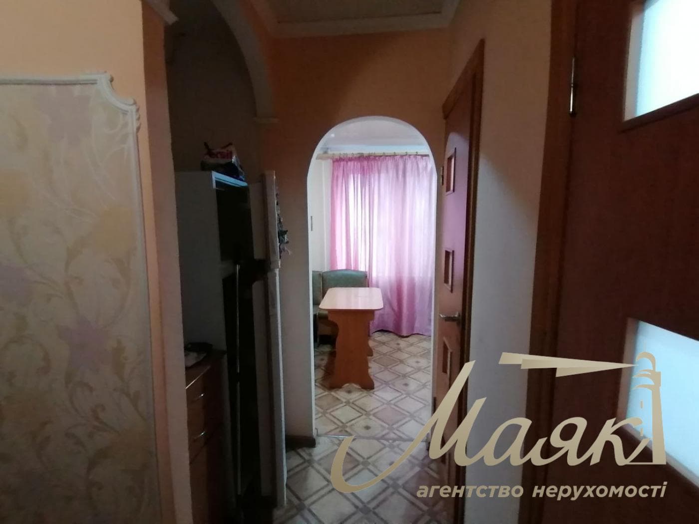 продам 2-к.кв.3/9,ул.Историческая,ост.ДК Заводской