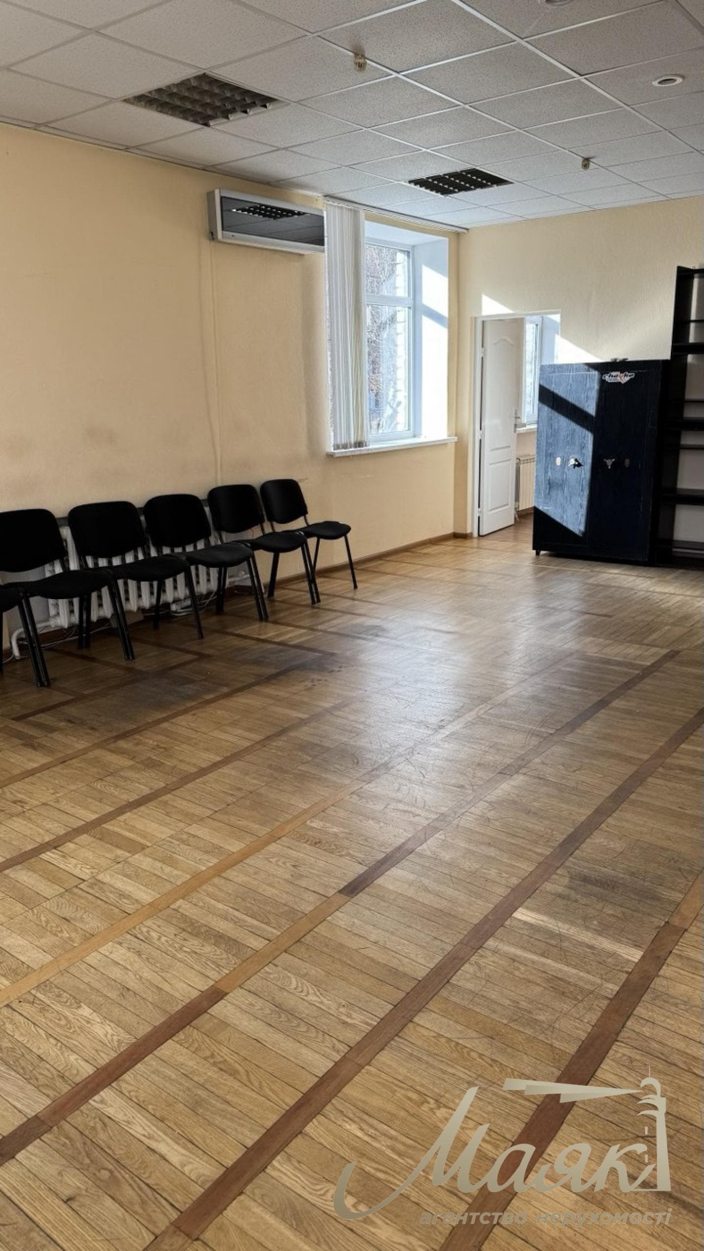 Оренда 61 кв.м. Центр вул.Фортечна біля ТРЦ Аврора