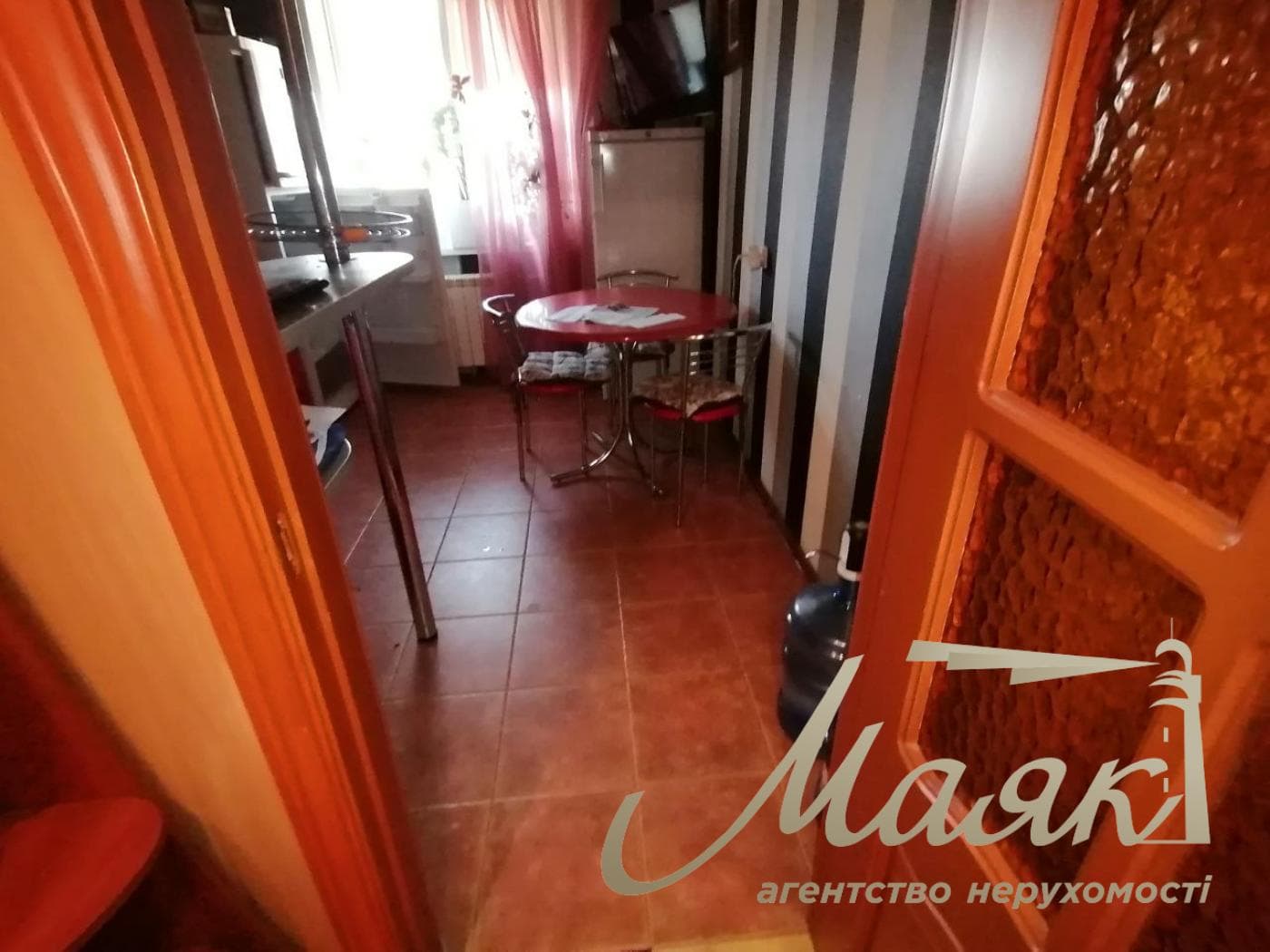 продам 3-к.кв.2/10,17-й мкрн.ул.Калнышевского