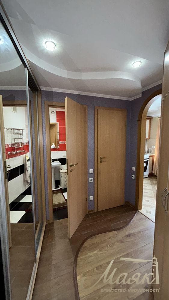 Оренда 2 кімнатної квартири в Хортицькому рн, вул. Василя Сергієнко