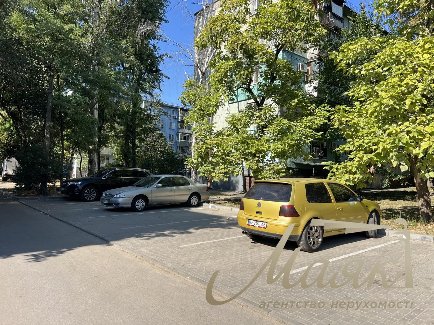 Продаж 2 кімнатної квартири в центрі міста