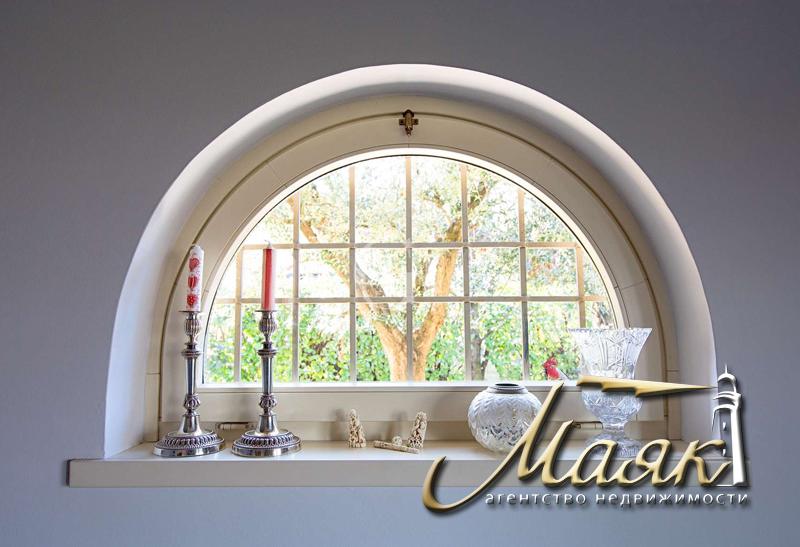 Вилла в Сан-феличе-дель-Бенако.