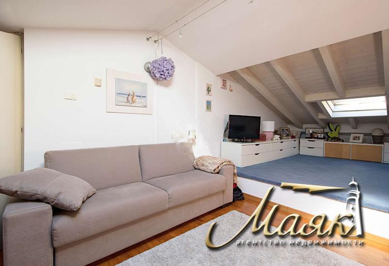 Вилла в Сан-феличе-дель-Бенако.