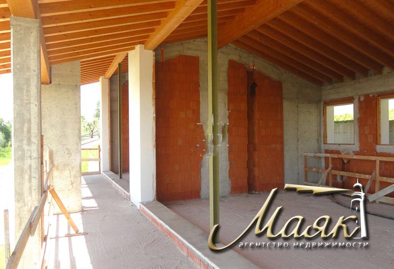 Вилла на озере Гарда.