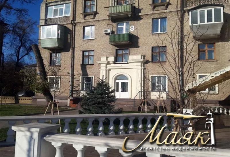 Помещение на бульваре Шевченко.