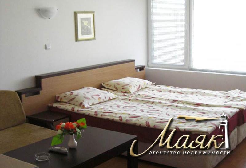 Предлагается к продаже меблированная студия в новом районе города Бургас - Сарафово