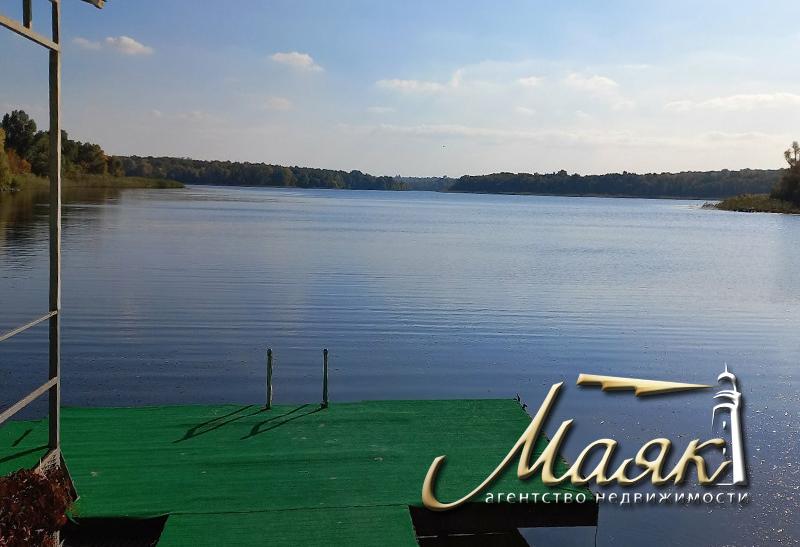 Купить дом на берегу Днепра в Запорожье, с Приднепровское.