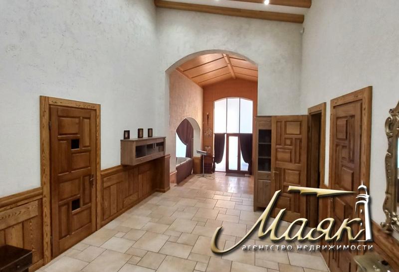 Купить дом на берегу Днепра в Запорожье, с Приднепровское.