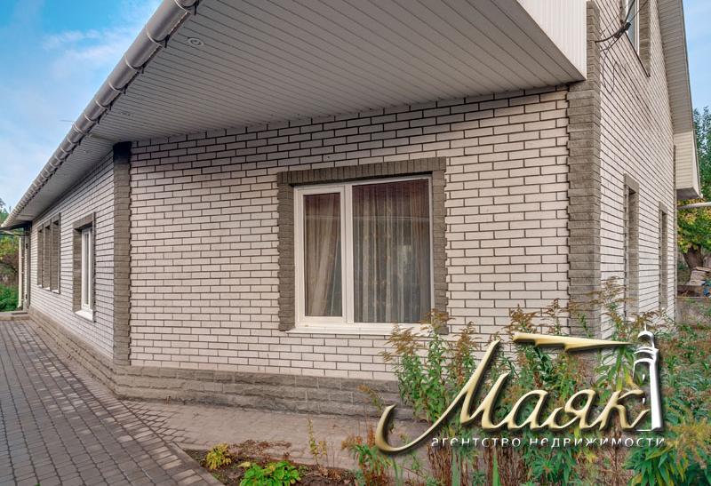 Предлагается к продаже дом в Шевченковском районе.
