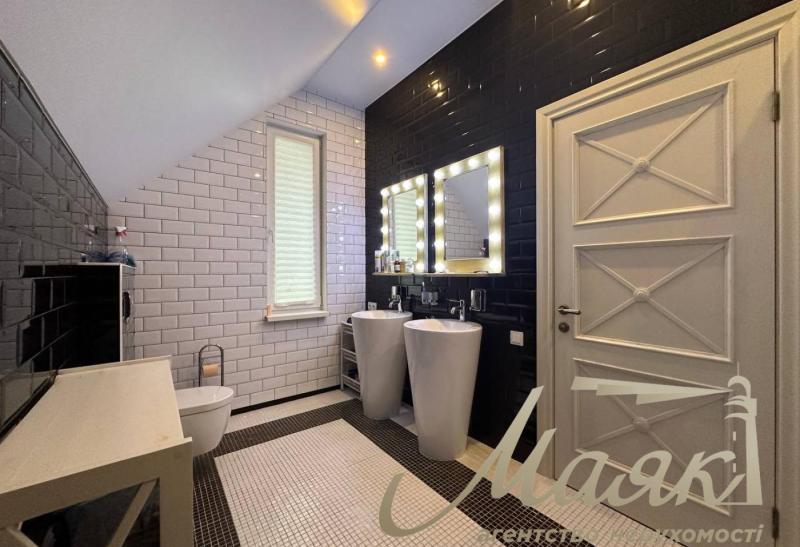 ексклюзивний будинок в с-щі Володимирівське,