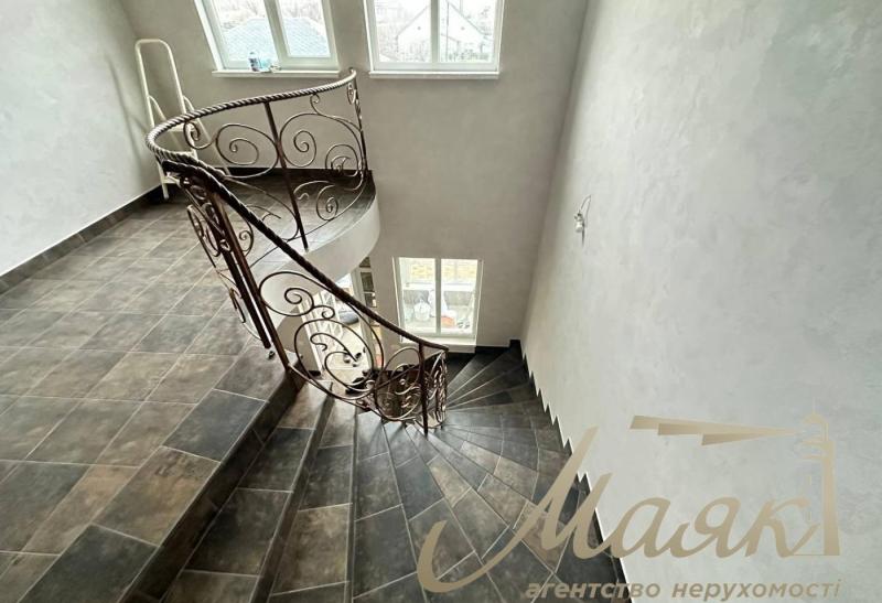 ексклюзивний будинок в с-щі Володимирівське,