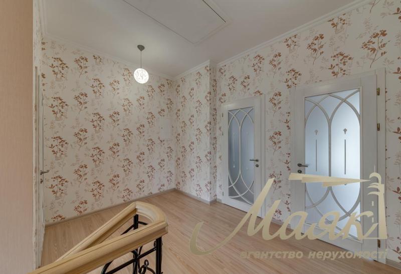 Будинок у центрі міста.